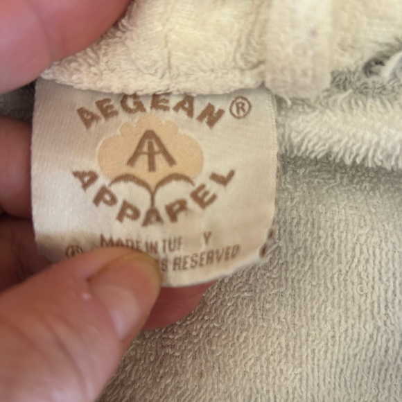 Ladies 100%cotton bathrobe!Adorable short robe! Awesome for the pool. - Picture 5 of 6